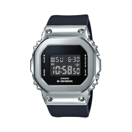 Reloj G-Shock Women Classic acero GM-S5600-1ER